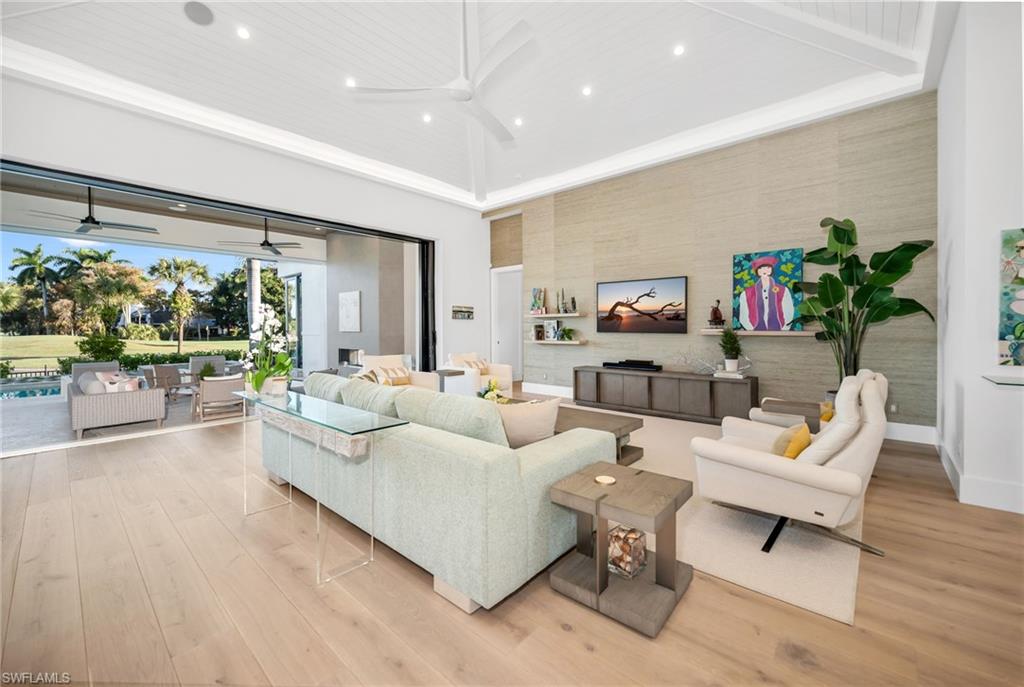 1671 Vinland Way Naples, FL 34105 - Photo 10 of 50