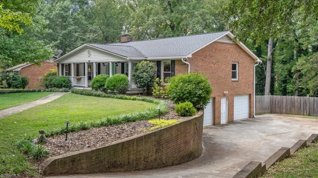 340 Barons Road Clemmons, NC 27012 - Photo 3 of 39 Gallery Image 3