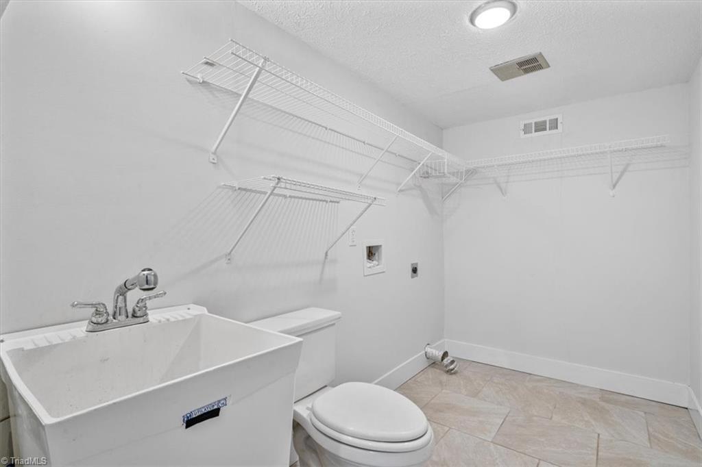 340 Barons Road Clemmons, NC 27012 - Photo 31 of 39 Gallery Image 31