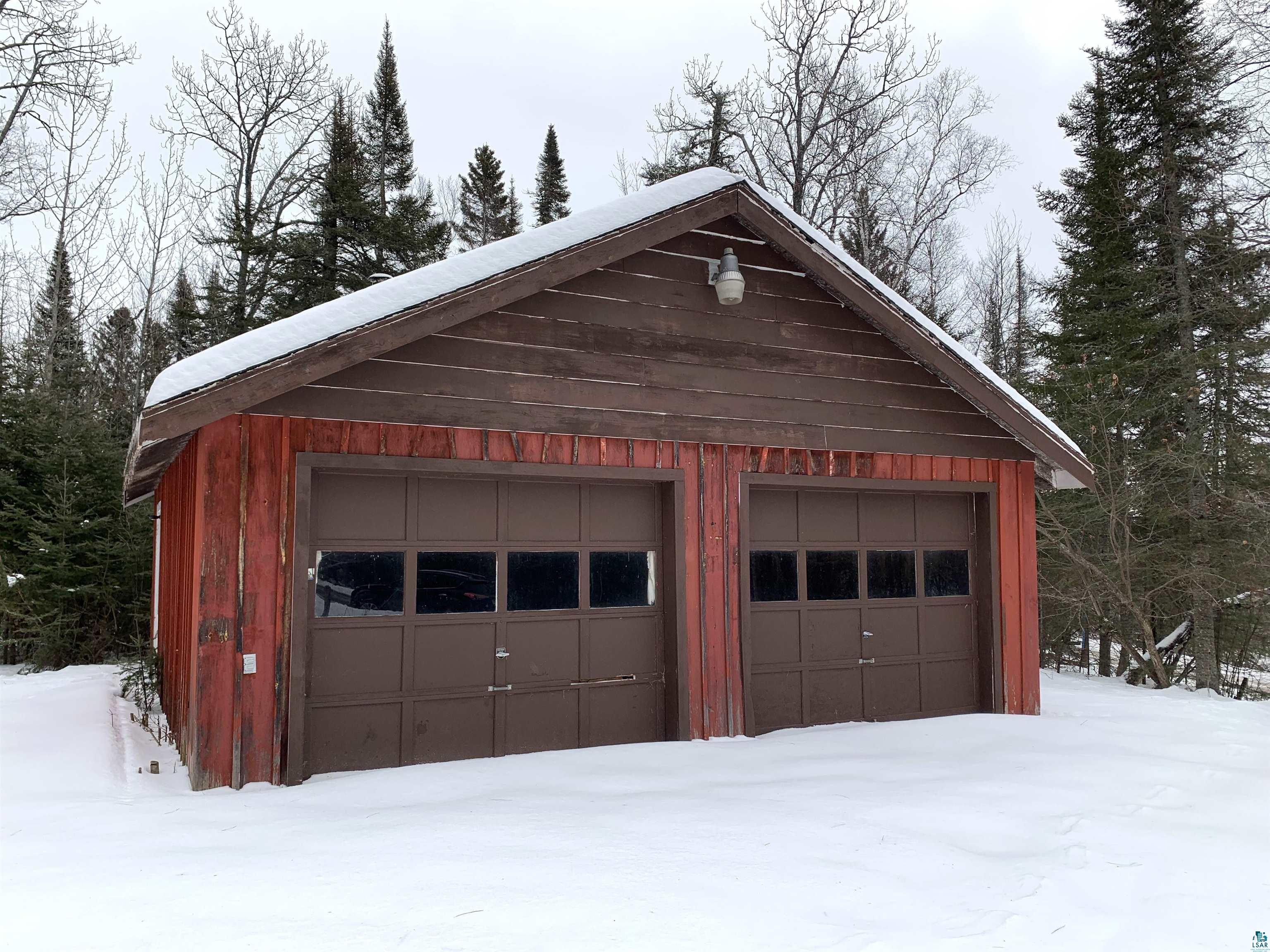918 Cutoff Road Grand Marais, MN 55604 - Photo 3 of 27 Gallery Image 3