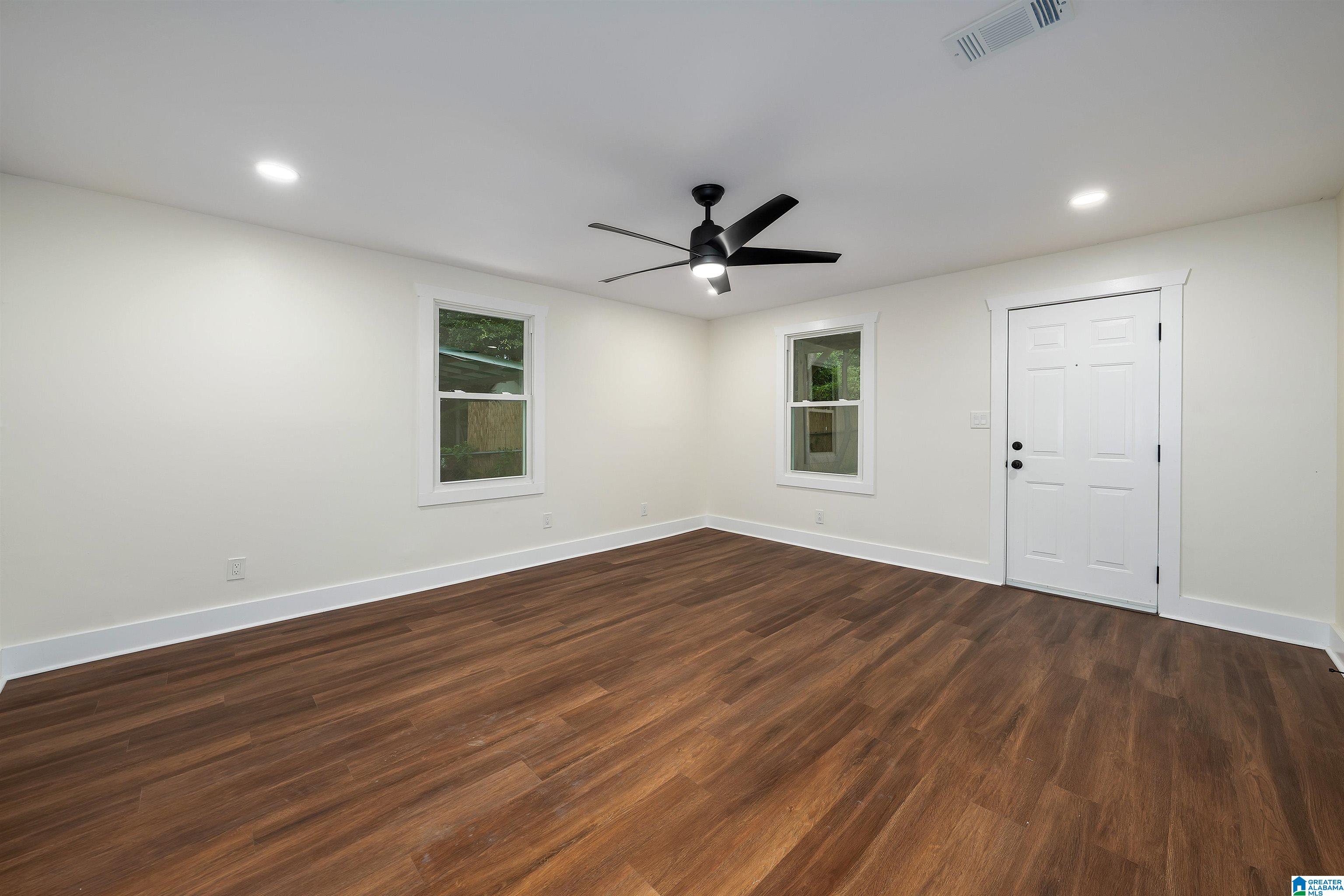 721 47th Way South Birmingham, AL 35222 - Photo 15 of 33