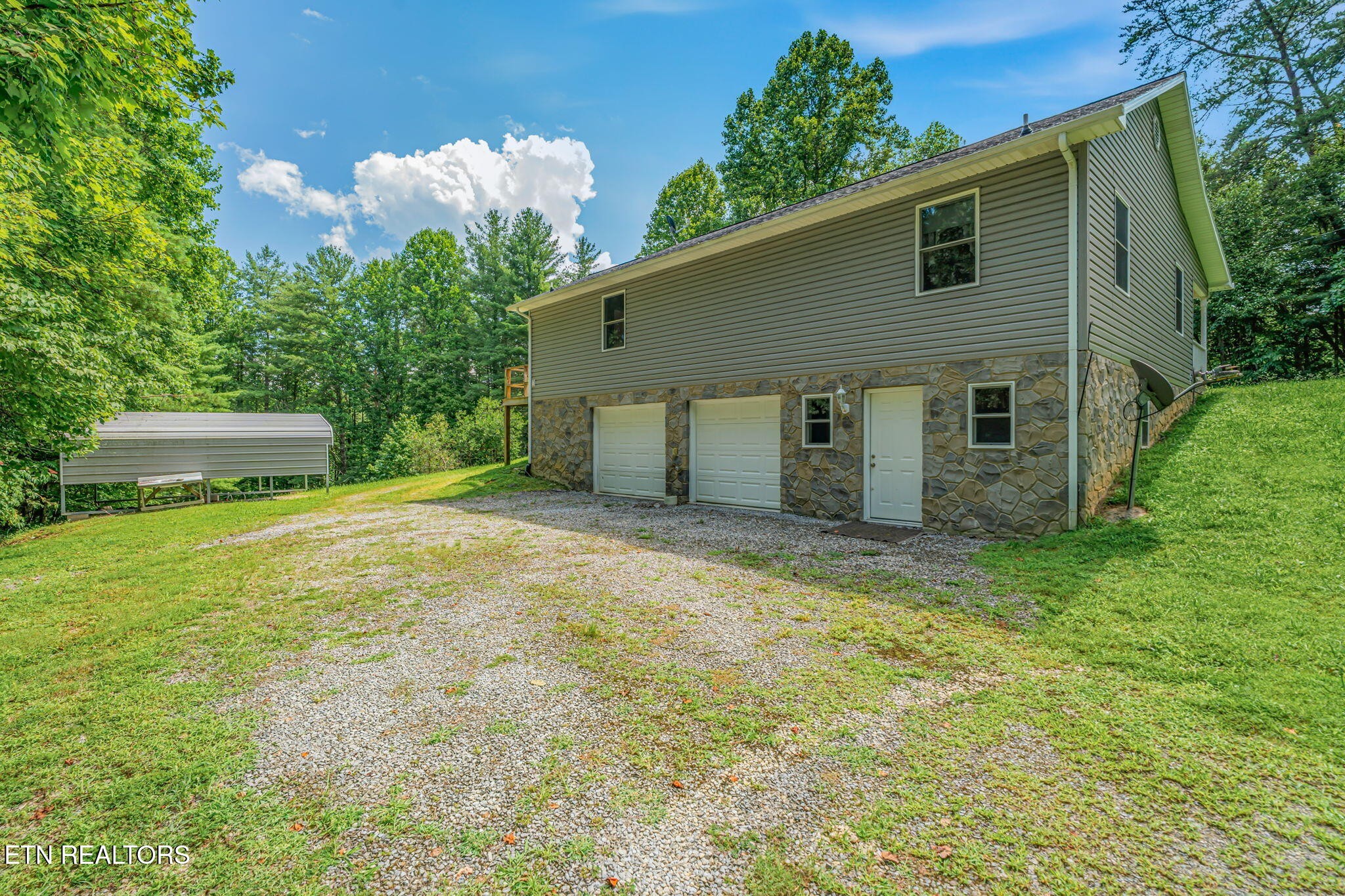 131 Pear Tree Way Del Rio, TN 37727 - Photo 2 of 34 Gallery Image 2