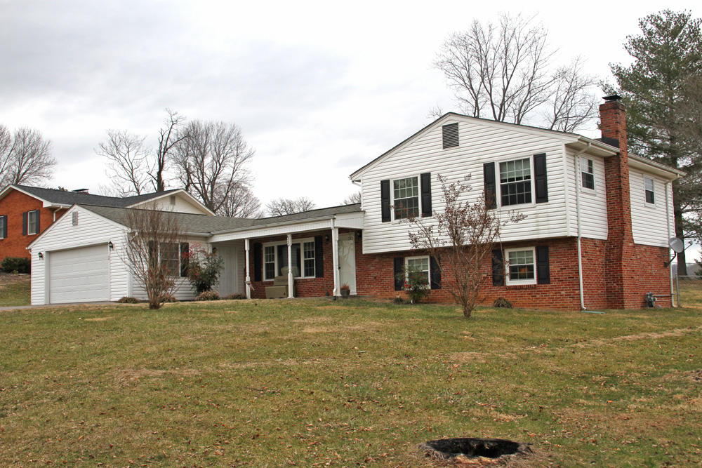 656 Azalea Road Daleville, VA 24083 - Photo 7 of 31 2019-02-01 15.41.32