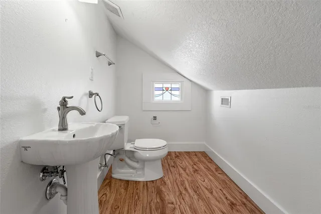 a view of an swimming pool and an outdoor space