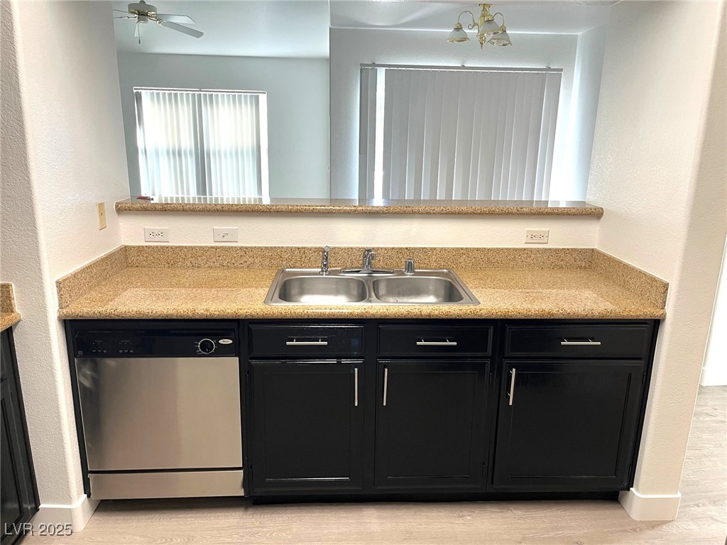 7255 West Sunset Road, Unit 2141 Las Vegas, NV 89113 - Photo 5 of 15 Kitchen over looking dining room and family room