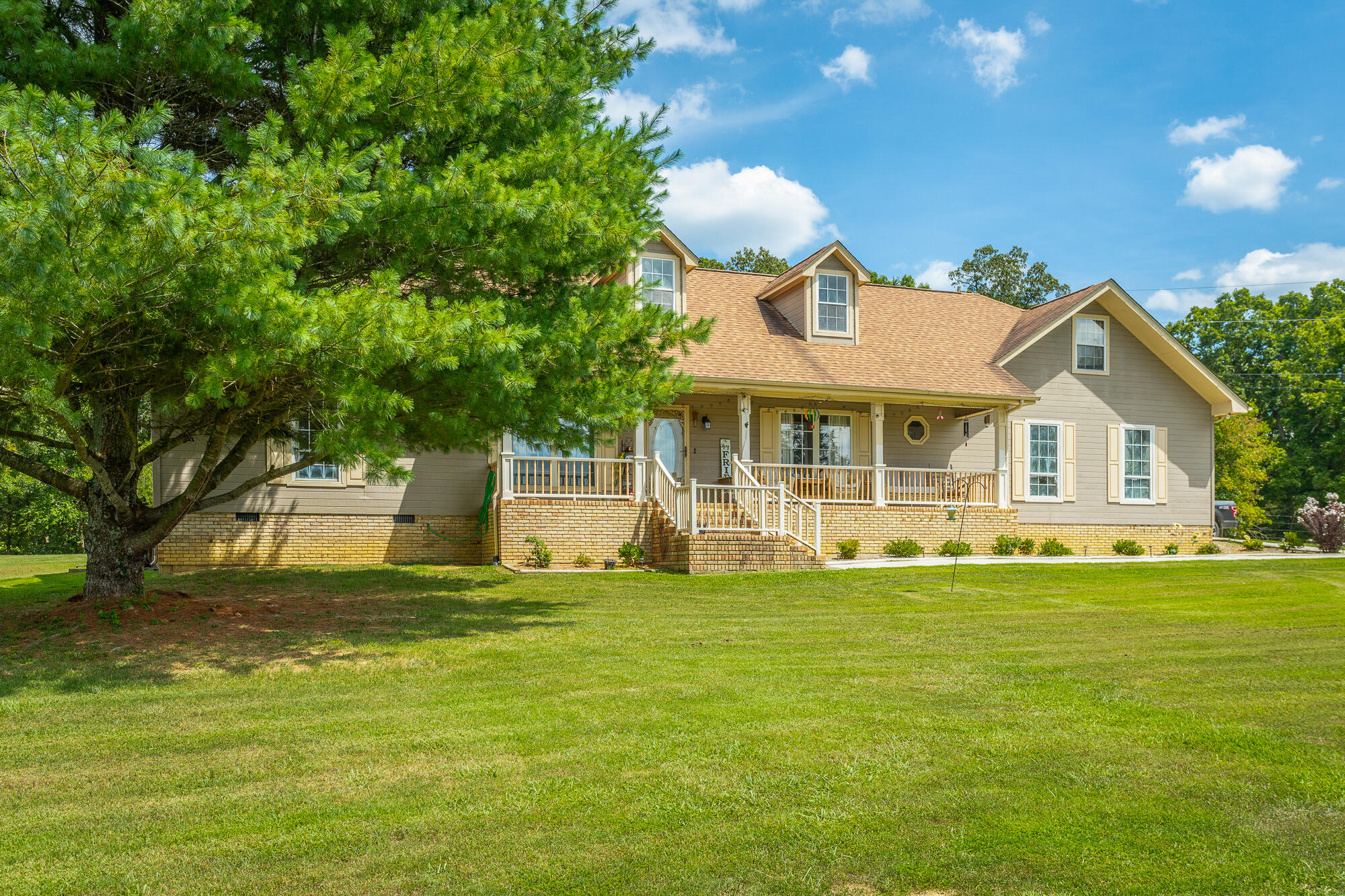 63 Mel McDaniel Road Ringgold, GA 30736 - Photo 13 of 97 Front View