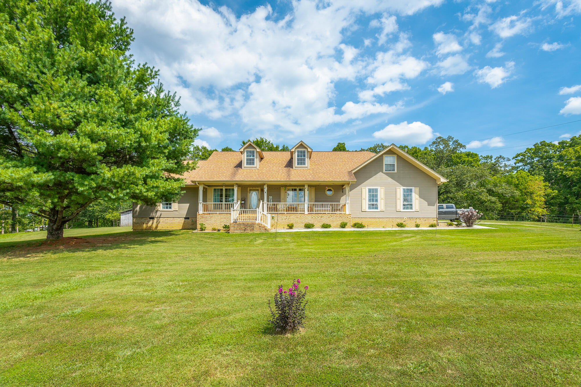 63 Mel McDaniel Road Ringgold, GA 30736 - Photo 16 of 97 Front View