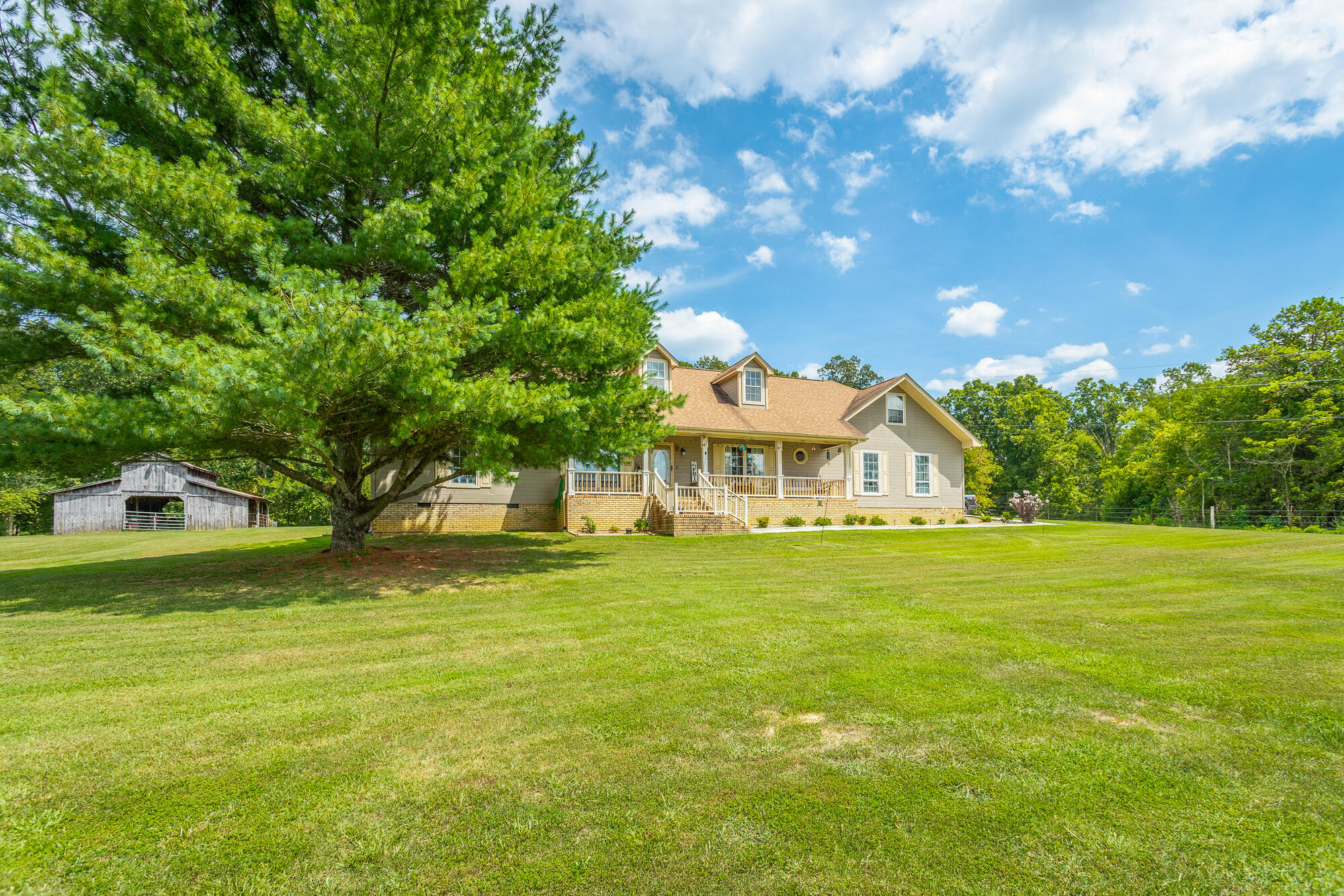 63 Mel McDaniel Road Ringgold, GA 30736 - Photo 23 of 97 Front View