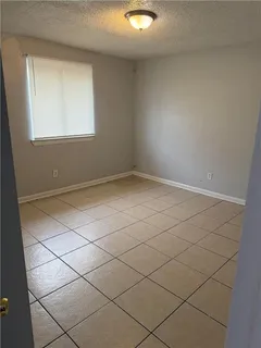 $1,200 | 1915 Pace Boulevard, New Orleans, LA 70114