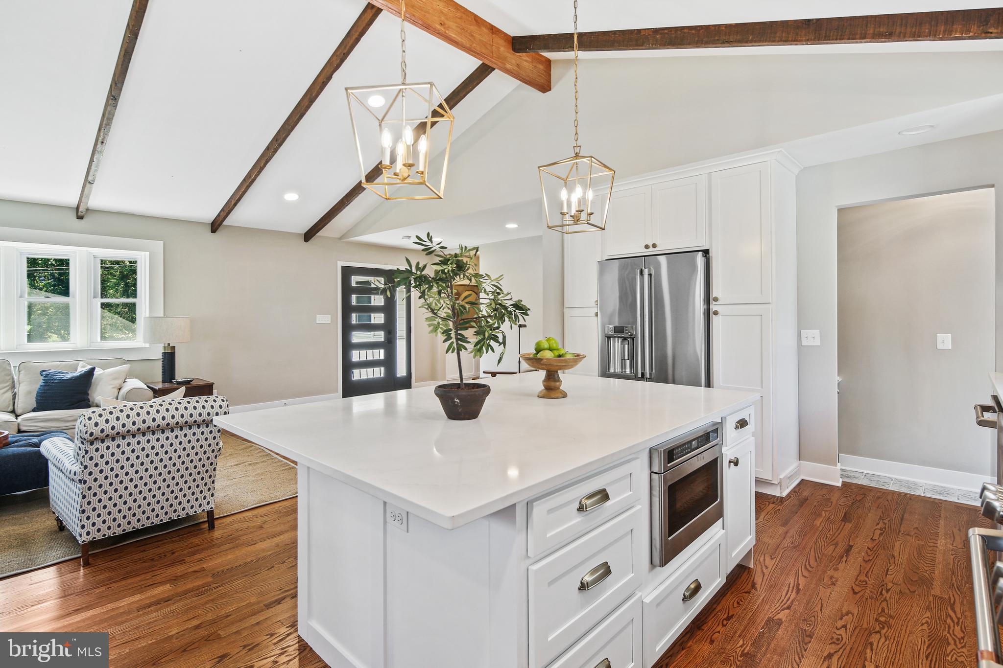 8309 Thornton Road Towson, MD 21204 - Photo 5 of 36 large kitchen island