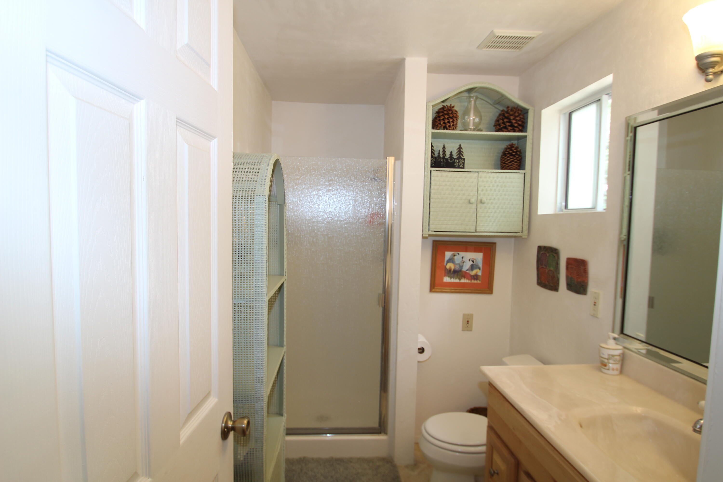 565 Trail End Drive Springville, CA 93265 - Photo 6 of 58 IMG_9561