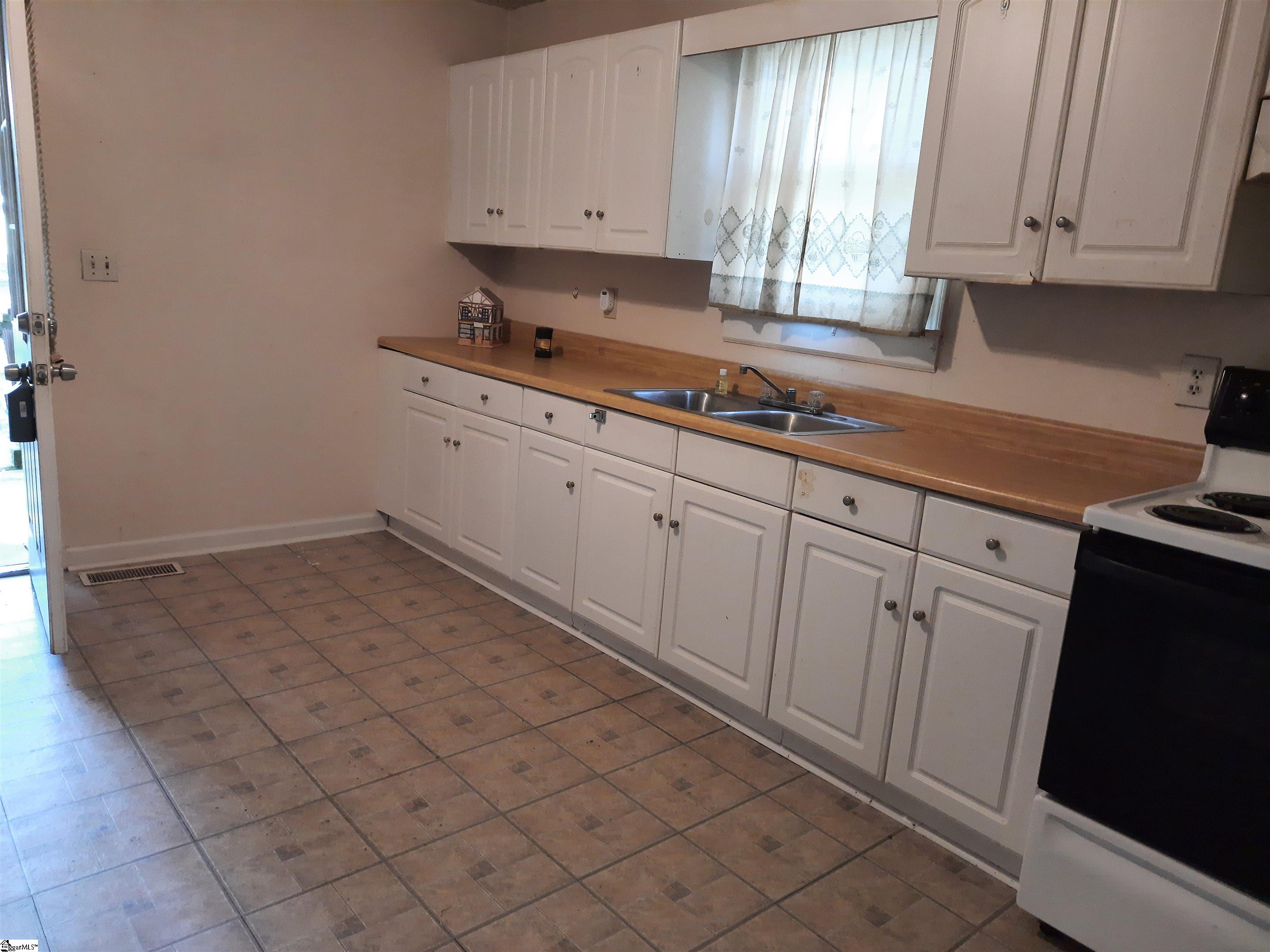 400 Virginia Avenue Honea Path, SC 29654 - Photo 5 of 11 Gallery Image 5