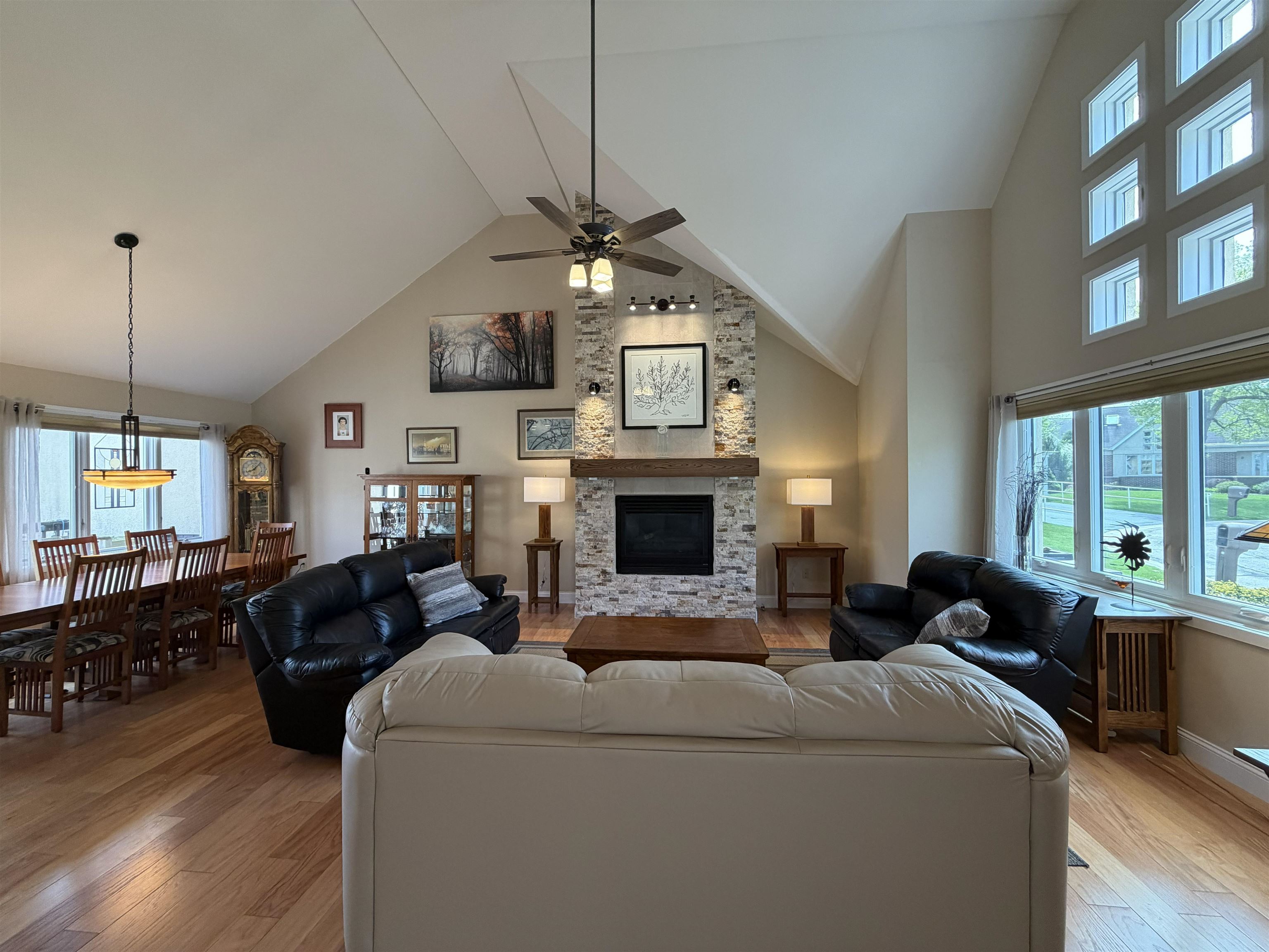 2 Sebring Court Madison, WI 53719 - Photo 4 of 44