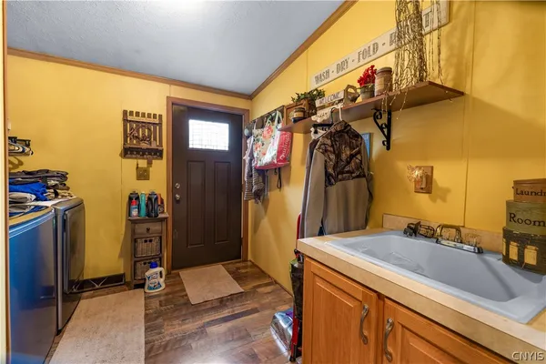 $299,000 | 9347 Coal Hill Road, Annsville, NY 13471