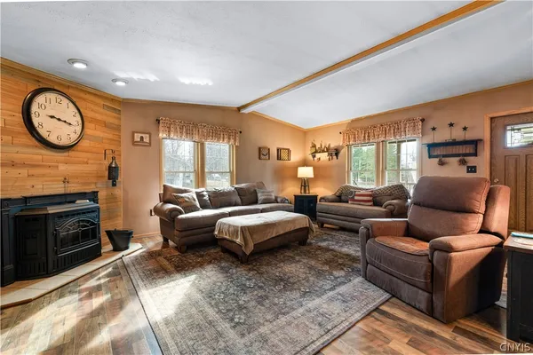 $299,000 | 9347 Coal Hill Road, Annsville, NY 13471