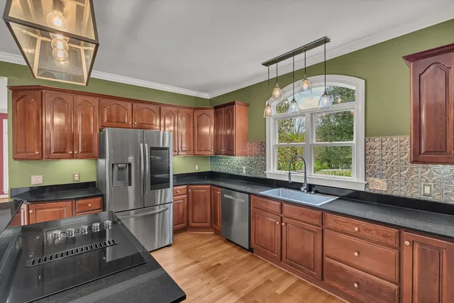 a view of a storage & utility room