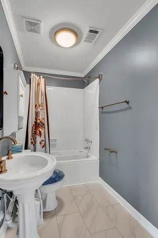 $1,050,000 | 6116 Lickton Pike, Goodlettsville, TN 37072