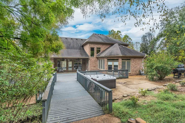 $1,050,000 | 6116 Lickton Pike, Goodlettsville, TN 37072