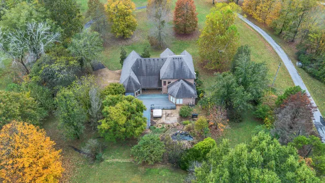 $1,050,000 | 6116 Lickton Pike, Goodlettsville, TN 37072