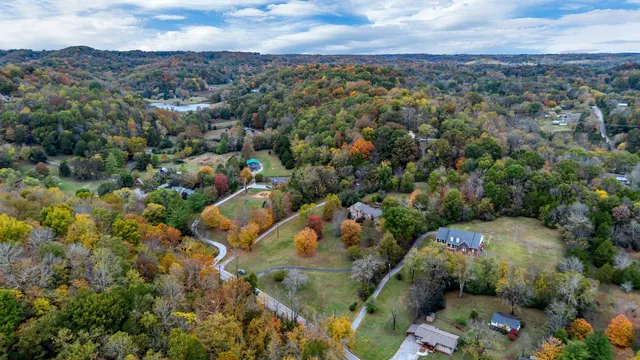 $1,050,000 | 6116 Lickton Pike, Goodlettsville, TN 37072