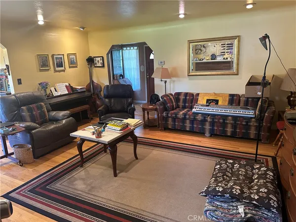 $1,315,000 | 5133 Pal Mal Avenue, Temple City, CA 91780
