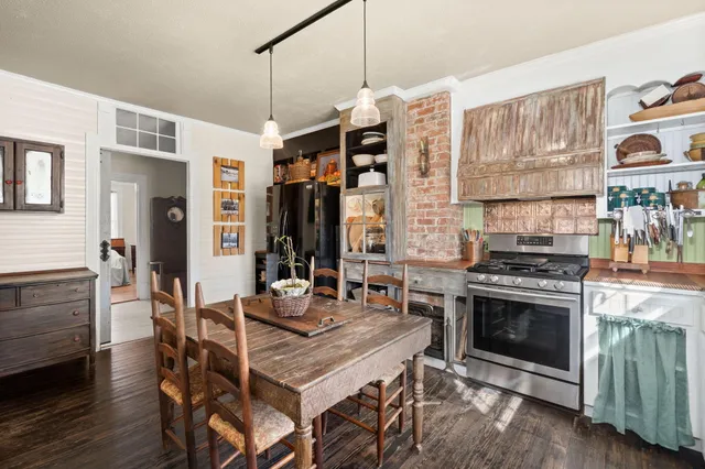 $315,000 | 6717 Charleston Highway, Bowman, SC 29018