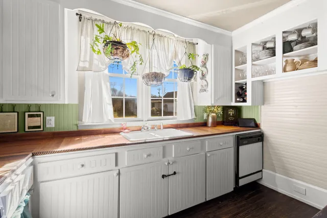 $315,000 | 6717 Charleston Highway, Bowman, SC 29018