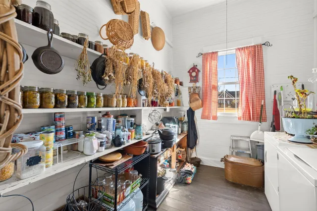 $315,000 | 6717 Charleston Highway, Bowman, SC 29018