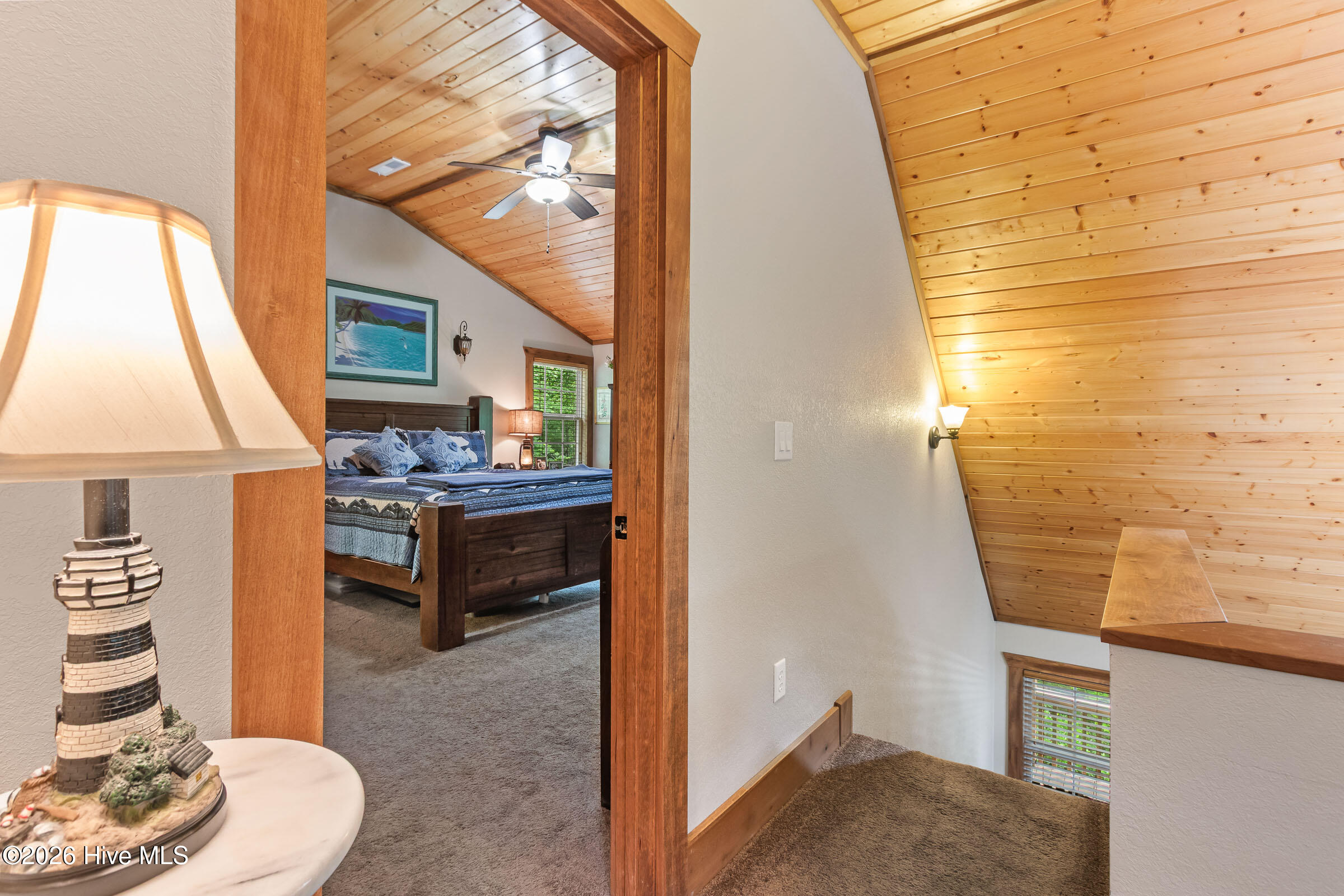1070 Burger Road Murphy, NC 28906 - Photo 43 of 55 Master entrance