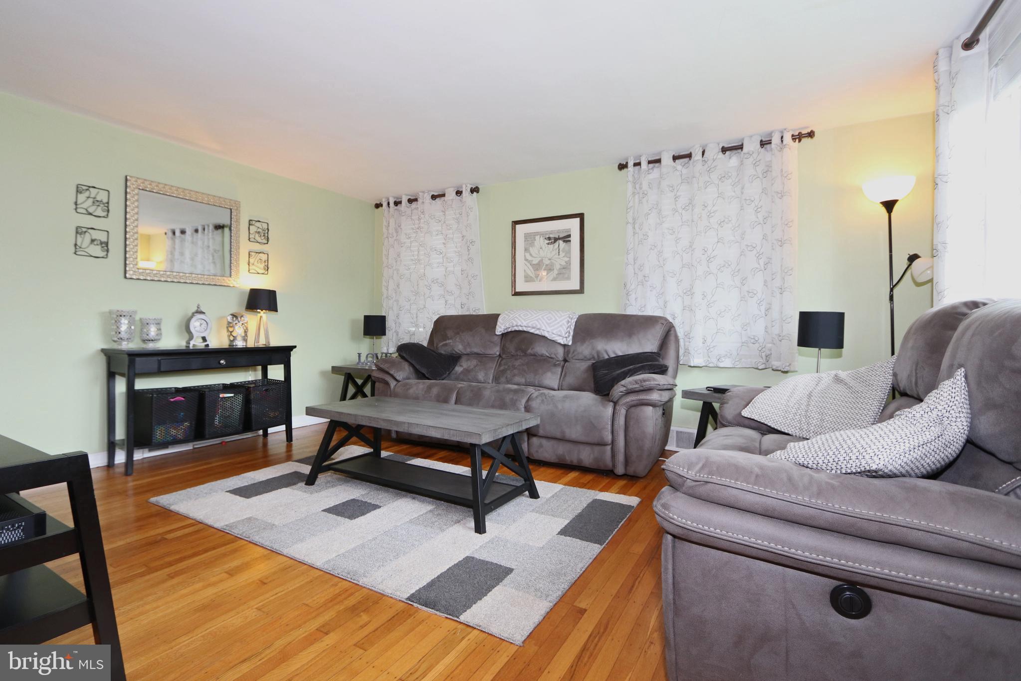 27 North Line Road Newtown Square, PA 19073 - Photo 3 of 32 Gallery Image 3