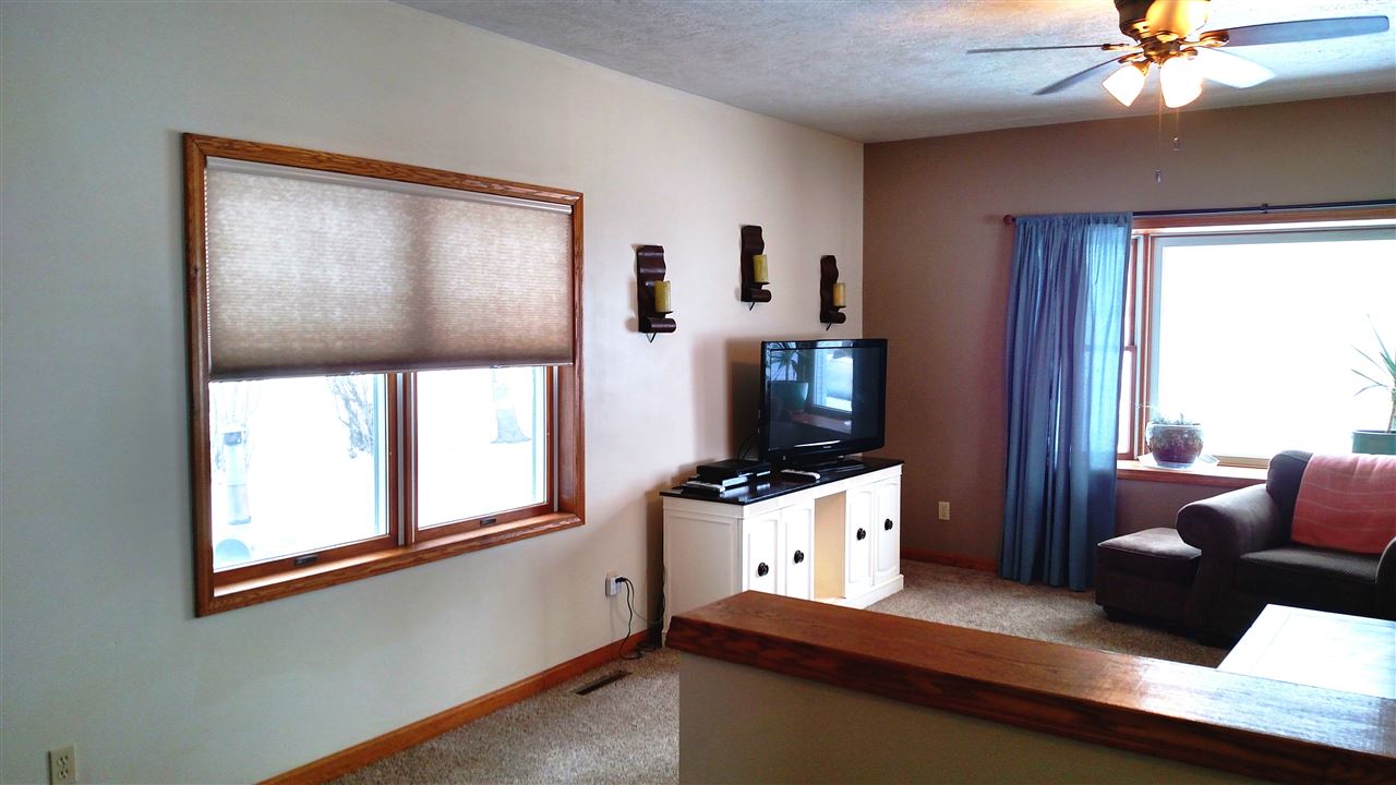 7402 South Shepherd Road Shepherd, MI 48883 - Photo 25 of 59 1810735-25.JPG