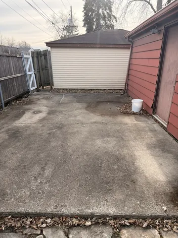 $1,750 | 1367 Burnham Avenue, Calumet City, IL 60409