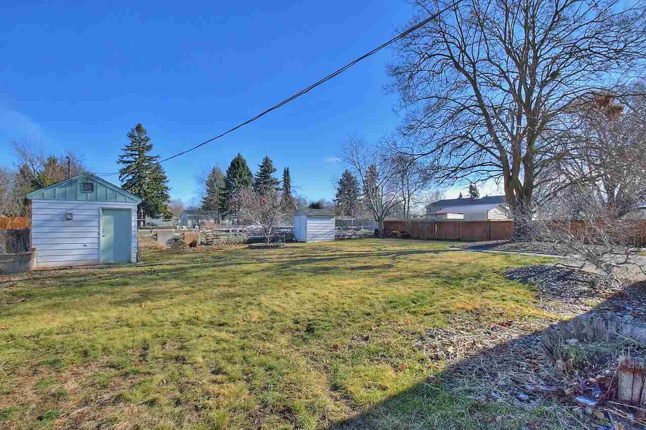 216 North McCabe Road Spokane Valley, WA 99216 - Photo 18 of 19