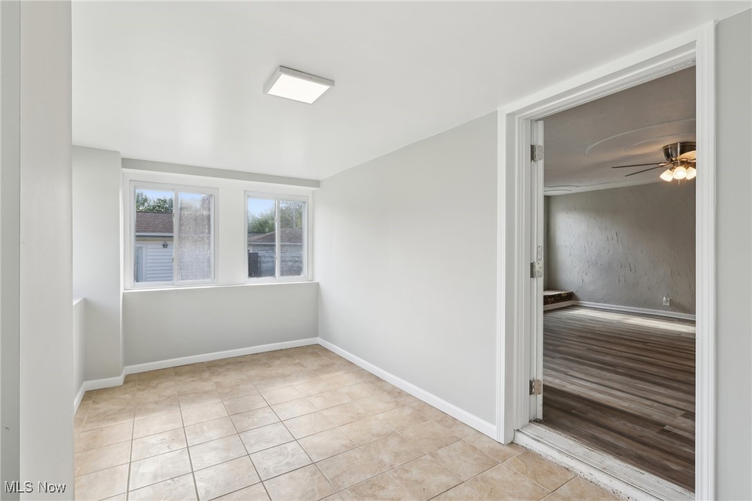 9273 Roxbury Road Parma Heights, OH 44130 - Photo 13 of 27 front sunroom