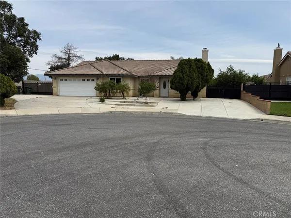 $664,900 | 10517 Dream Street, Bloomington, CA 92316