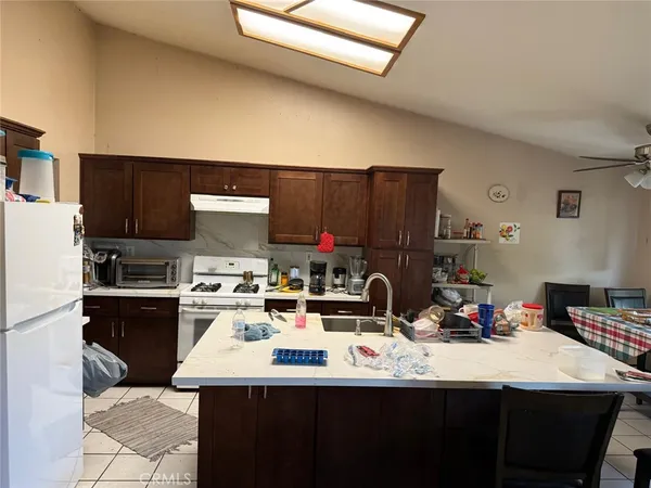 $664,900 | 10517 Dream Street, Bloomington, CA 92316