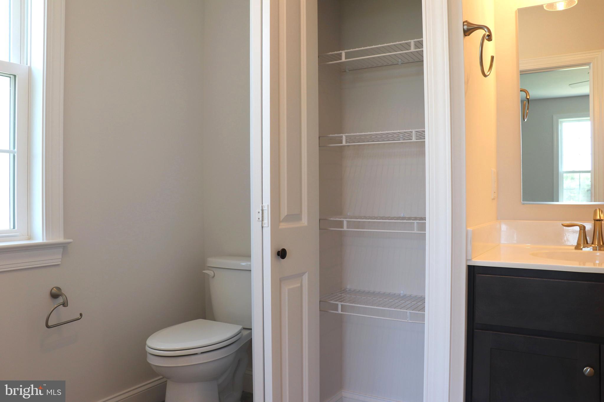 1029 Strafford Place, Unit 55 Lancaster, PA 17601 - Photo 24 of 40 a bathroom with a toilet