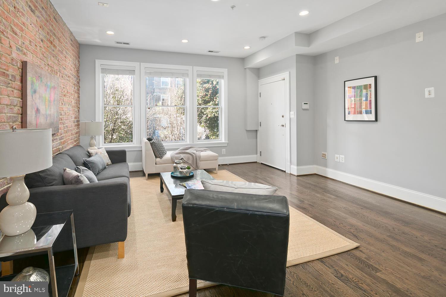 2431 Ontario Road Northwest, Unit 2 Washington, DC 20009 - Photo 11 of 29 Gallery Image 11