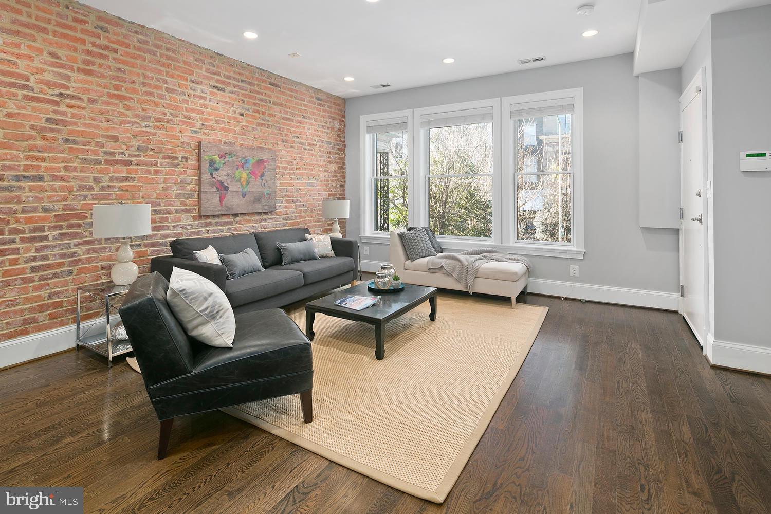 2431 Ontario Road Northwest, Unit 2 Washington, DC 20009 - Photo 12 of 29 Gallery Image 12