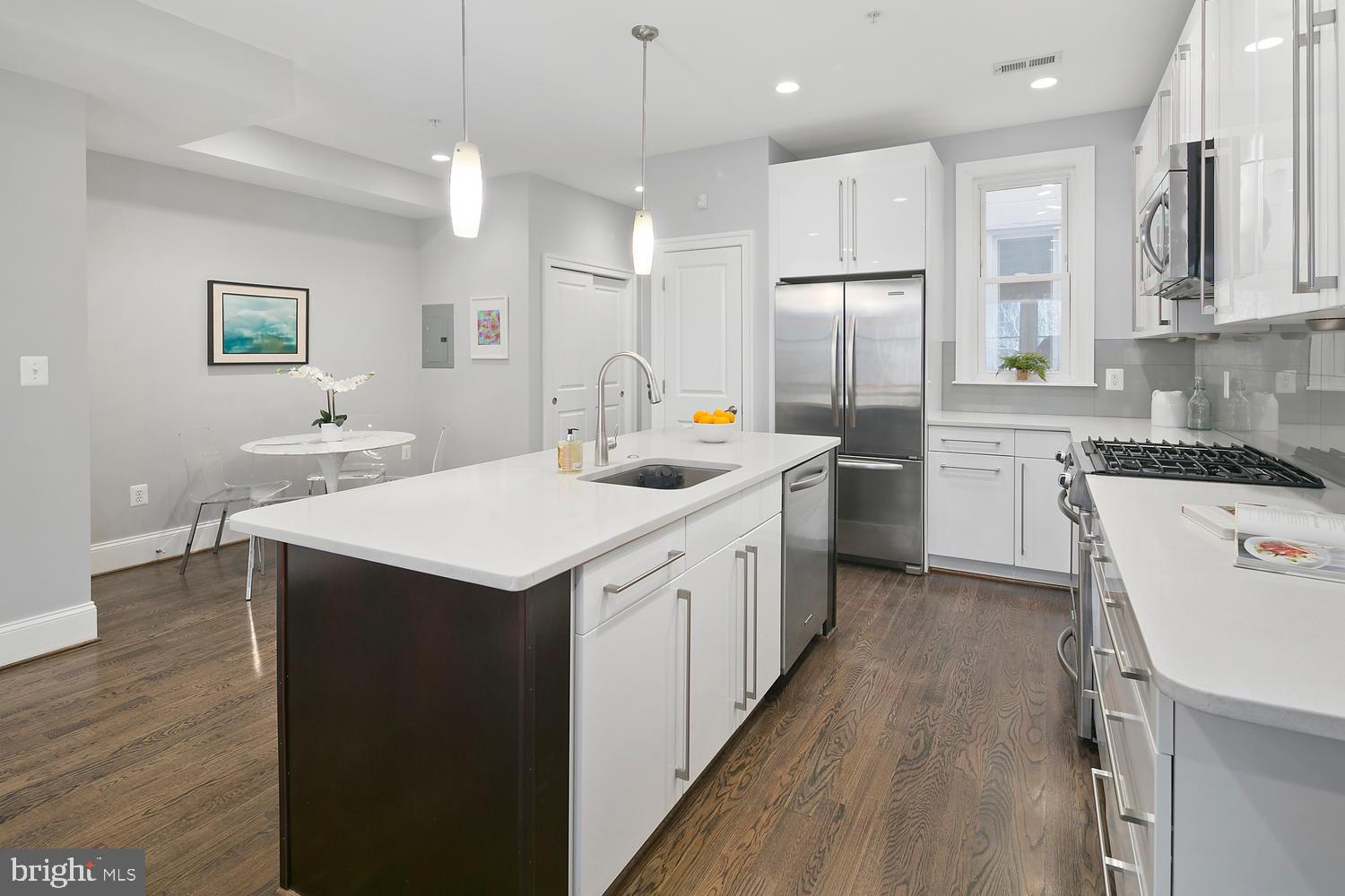 2431 Ontario Road Northwest, Unit 2 Washington, DC 20009 - Photo 15 of 29 Gallery Image 15