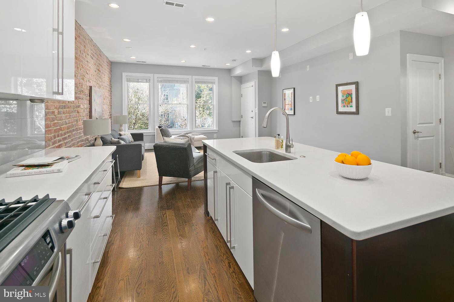 2431 Ontario Road Northwest, Unit 2 Washington, DC 20009 - Photo 16 of 29 Gallery Image 16