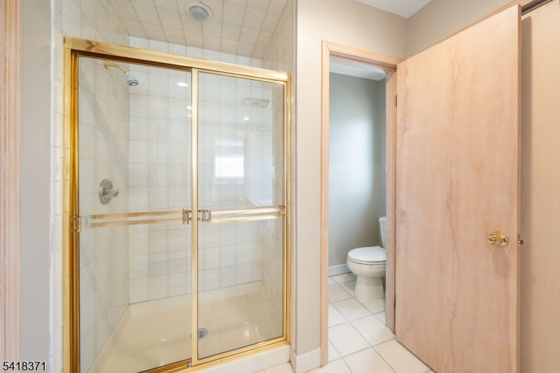 535 Yorktown Road Union, NJ 07083 - Photo 12 of 19