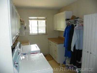 3581 Leason Road Sterling Heights, MI 48310 - Photo 11 of 23 31296399-10.JPG