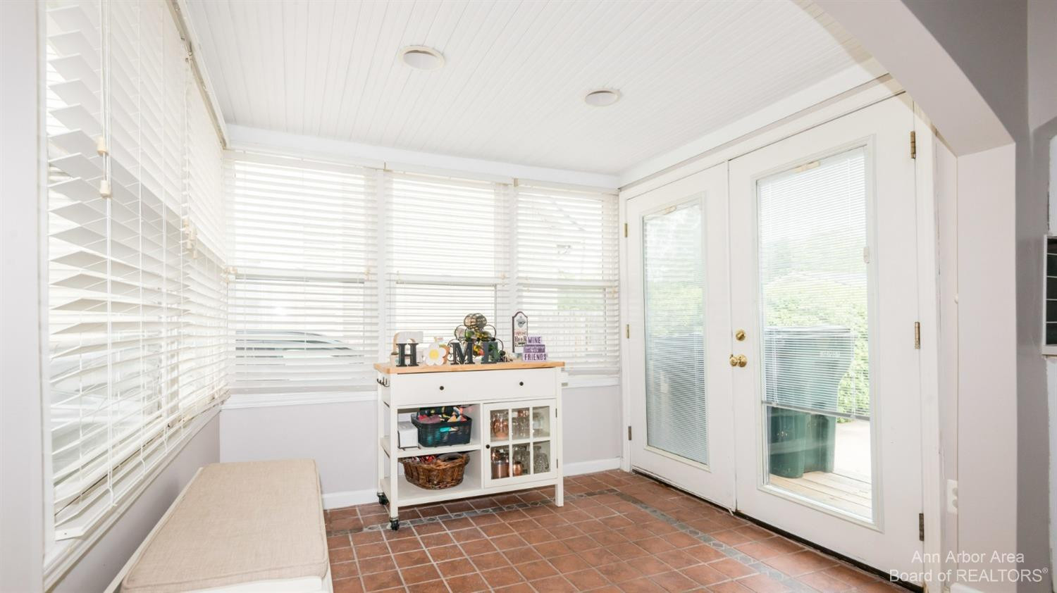 3360 Harvard Road Royal Oak, MI 48073 - Photo 12 of 40 Photo 12