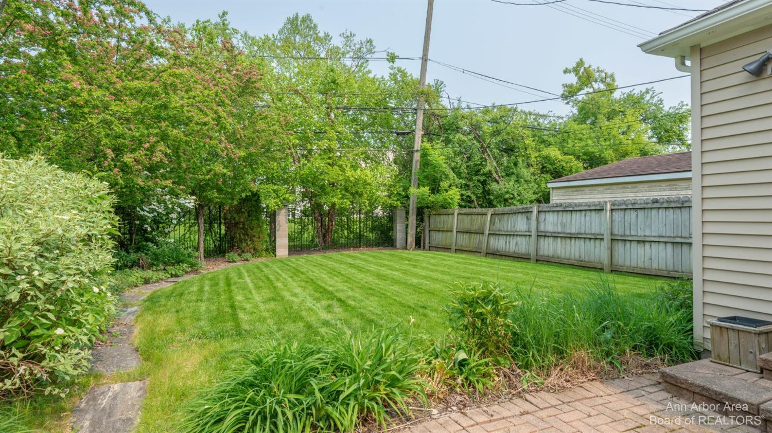 3360 Harvard Road Royal Oak, MI 48073 - Photo 34 of 40 Photo 34