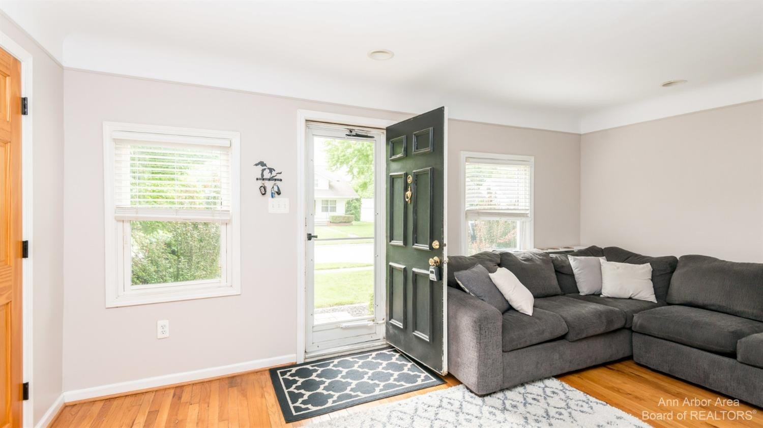3360 Harvard Road Royal Oak, MI 48073 - Photo 6 of 40 Photo 6