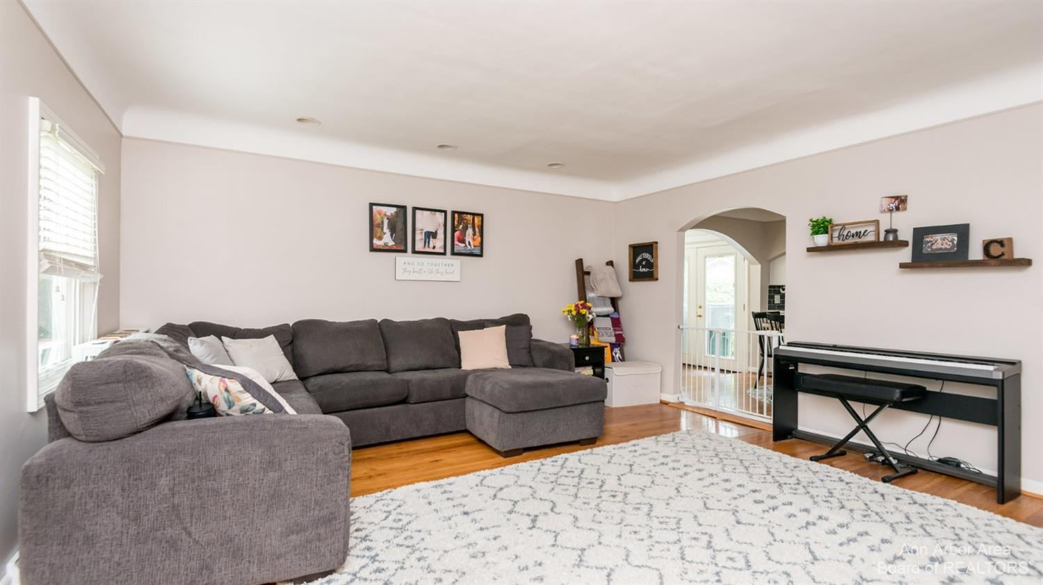 3360 Harvard Road Royal Oak, MI 48073 - Photo 7 of 40 Photo 7