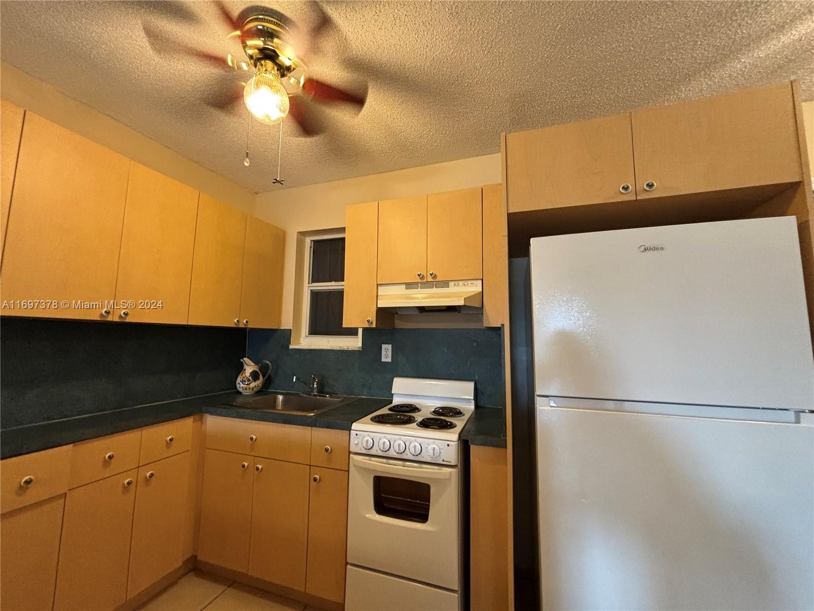3181 Southwest 13th Street, Unit 111 Miami, FL 33145 - Photo 12 of 25 Gallery Image 12
