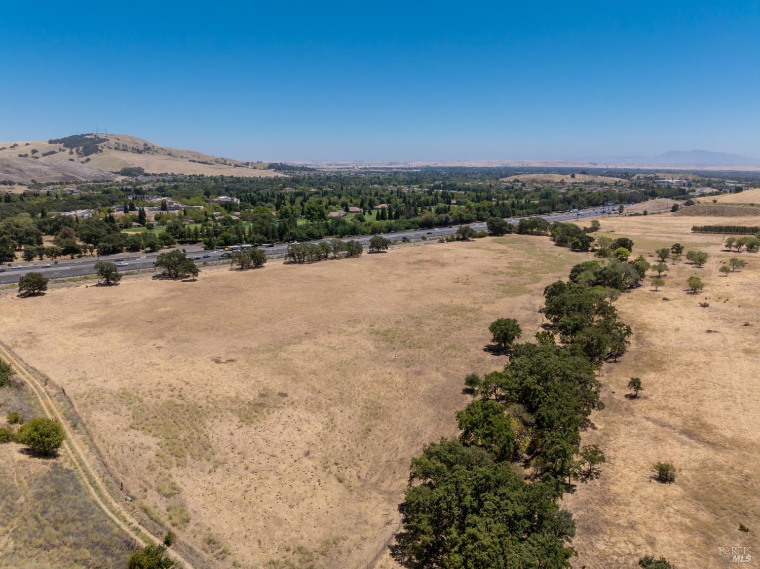 5275 Lyon Road Fairfield, CA 94534 - Photo 17 of 41