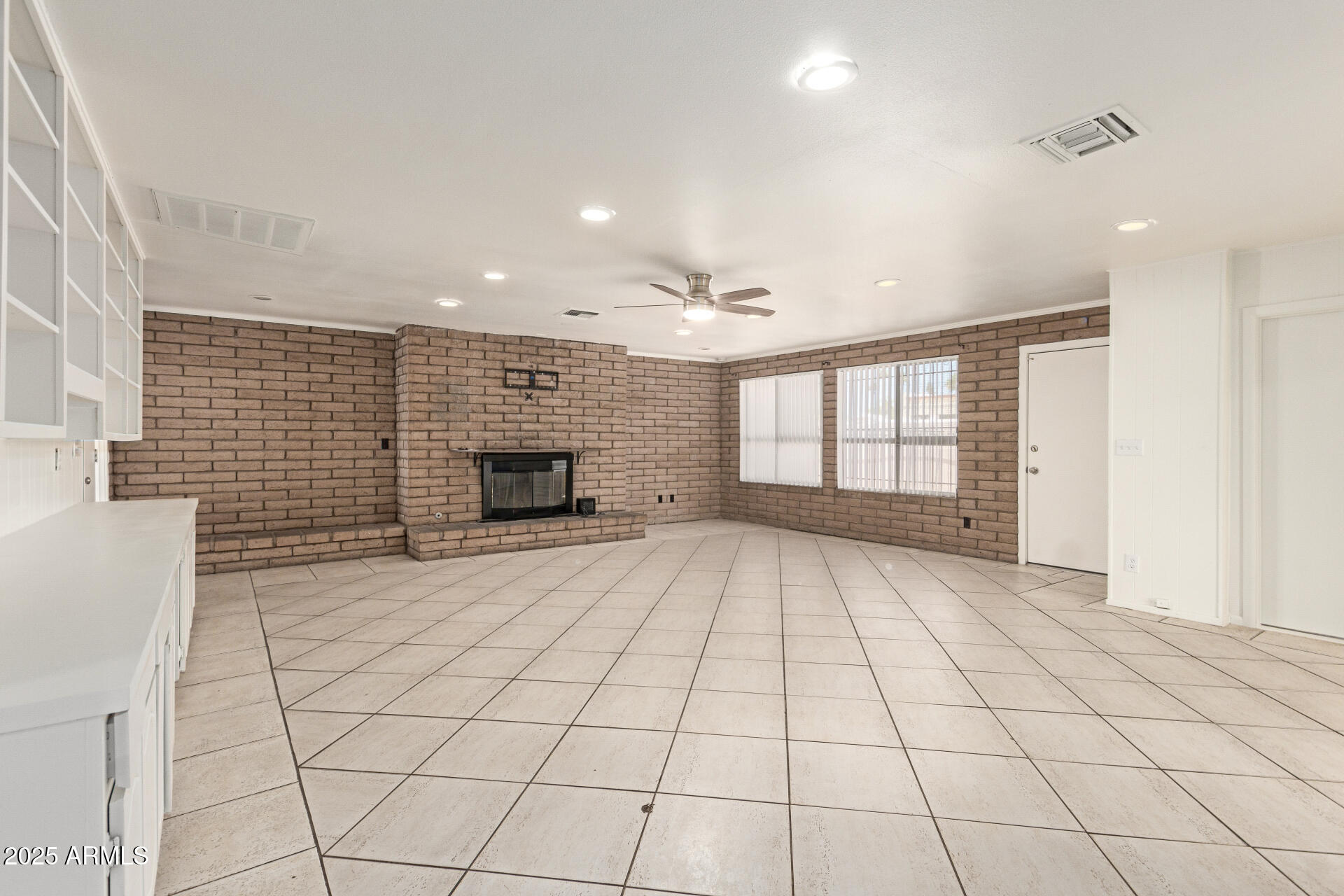 3620 South Terrace Road Tempe, AZ 85282 - Photo 7 of 35 09 - Terrace